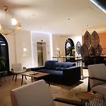 Iliria Boutique