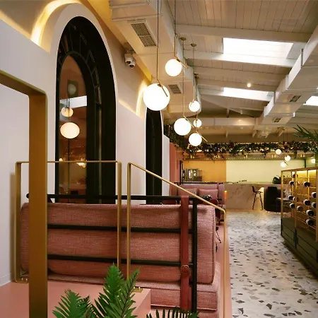 Iliria Boutique فندق تيرانا