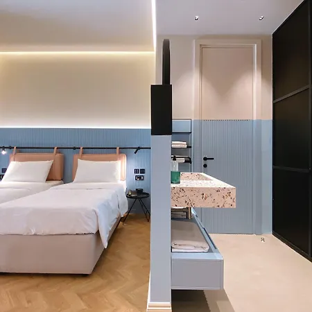 Iliria Boutique تيرانا