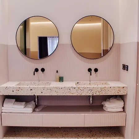 Iliria Boutique Hotel 4*