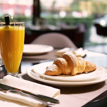 Iliria Boutique ティラナ