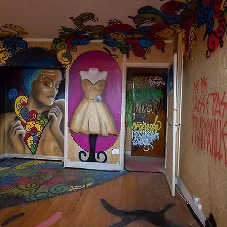 ホテル Iliria Boutique