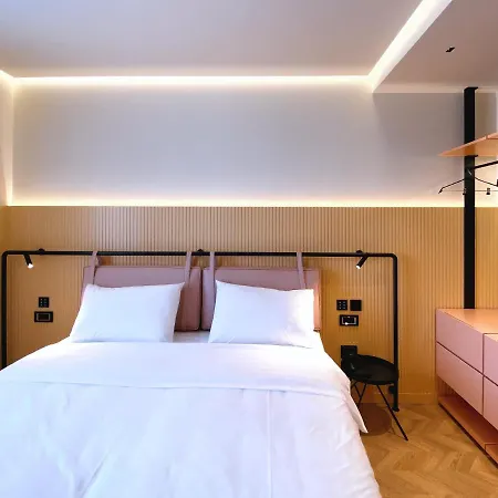 Iliria Boutique 4* ティラナ